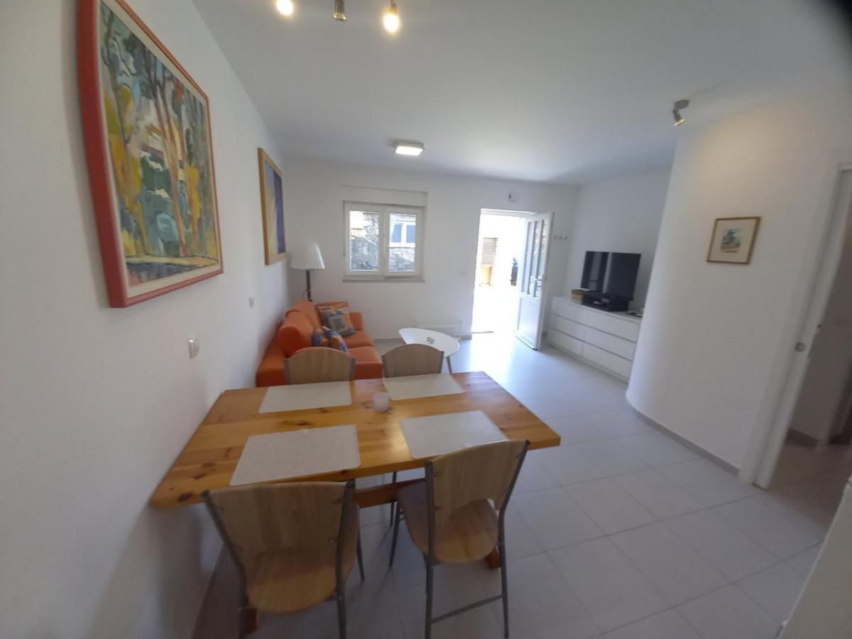 Apartment Ariela روفينج المظهر الخارجي الصورة