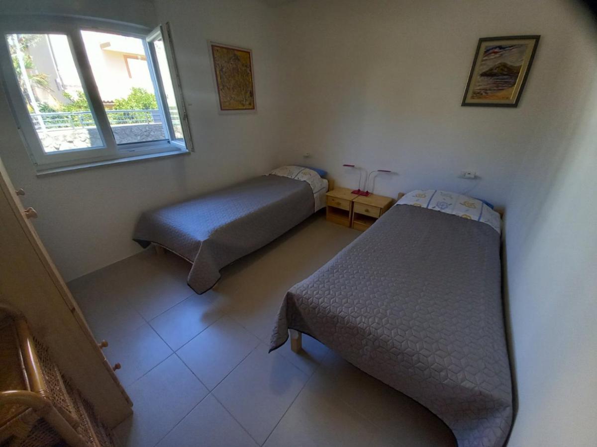 Apartment Ariela روفينج المظهر الخارجي الصورة
